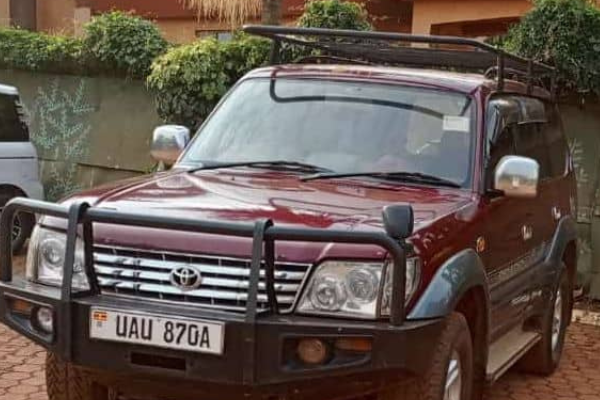 Land cruiser TX Car Rental in Kenya